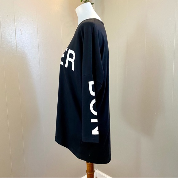 Black High-Low Top - Picture 5 of 9